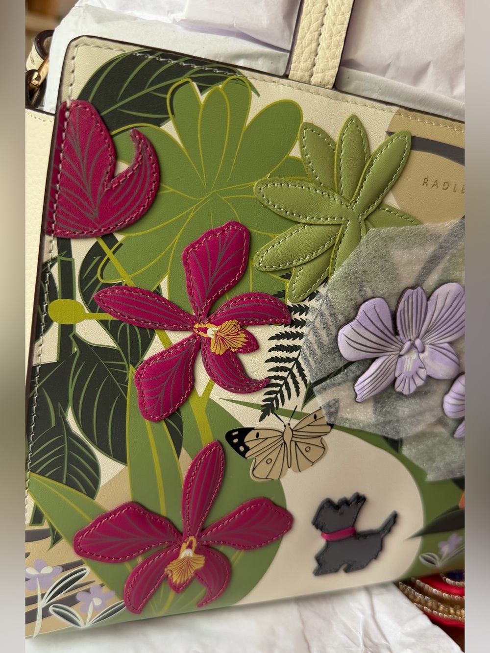 Radley London Botanical Appliqué Tote in Cream and Green. Collectible - Picture 11 of 14